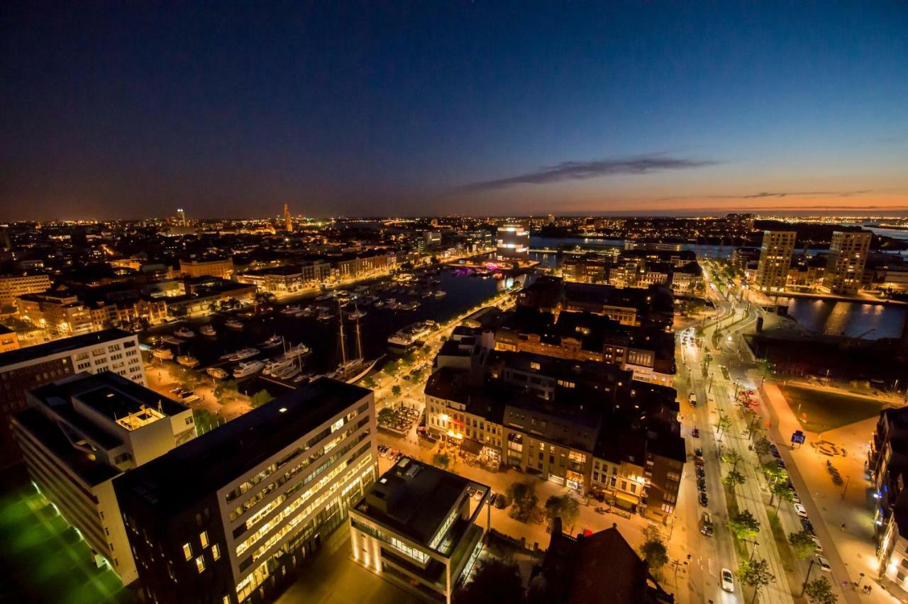 Appartamento SkyNooz-exclusive privé wellness penthouse Anversa Esterno foto