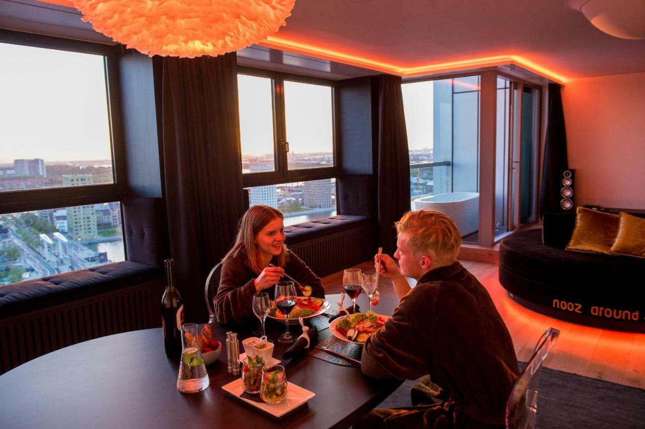 Appartamento SkyNooz-exclusive privé wellness penthouse Anversa Esterno foto